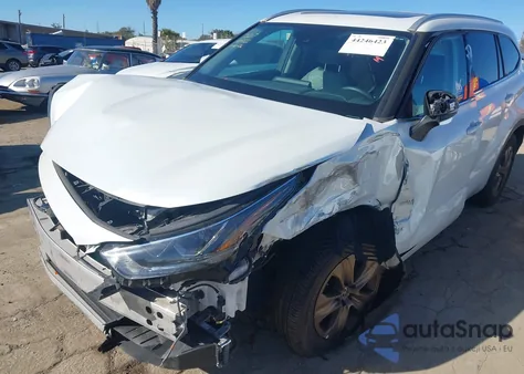 2022 Toyota Highlander Hybrid Xle Bronze Edition z USA, uszkodzony, nr VIN 5TDAARAH7NS511204